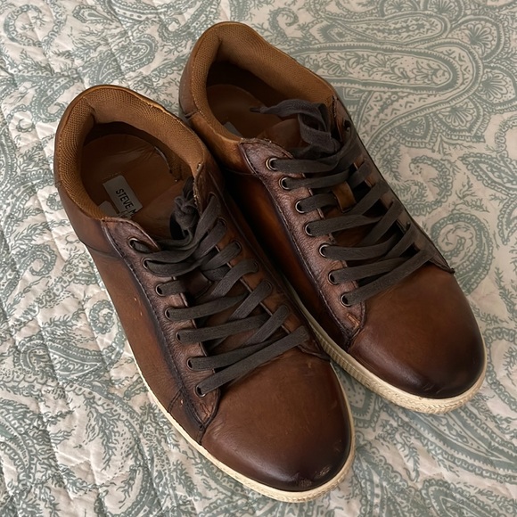 Steve Madden Other - Steve Madden Brown Shoes